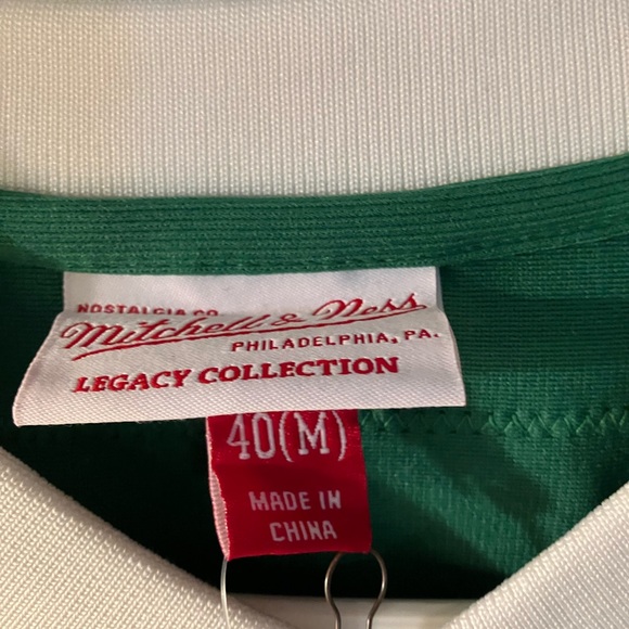 Philadelphia Eagles Mitchell & Ness Throwback Bill Bergey jersey with bucket hat - Picture 5 of 11